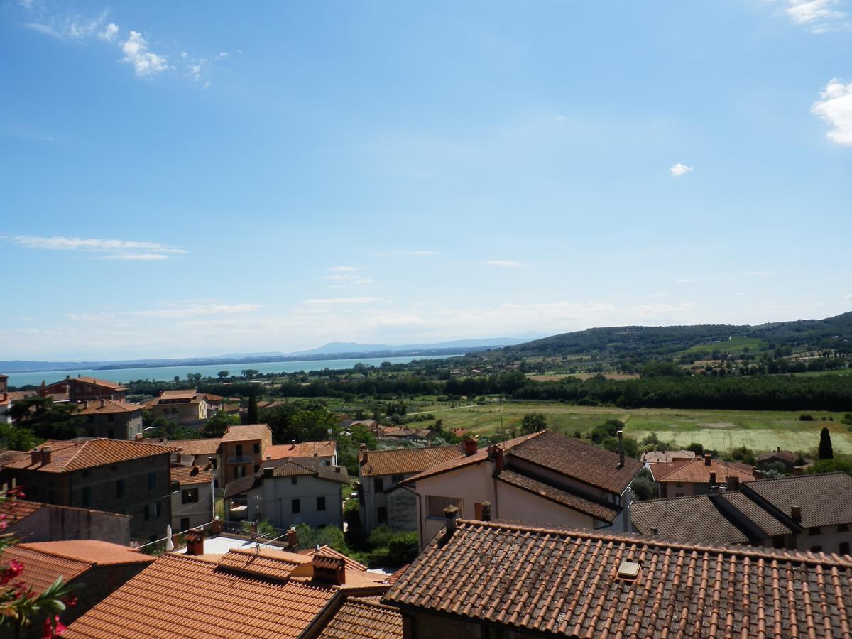 Appartamento Oscar Tuoro sul Trasimeno Eksteriør bilde