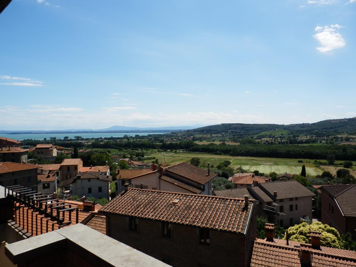 Appartamento Oscar Tuoro sul Trasimeno Eksteriør bilde